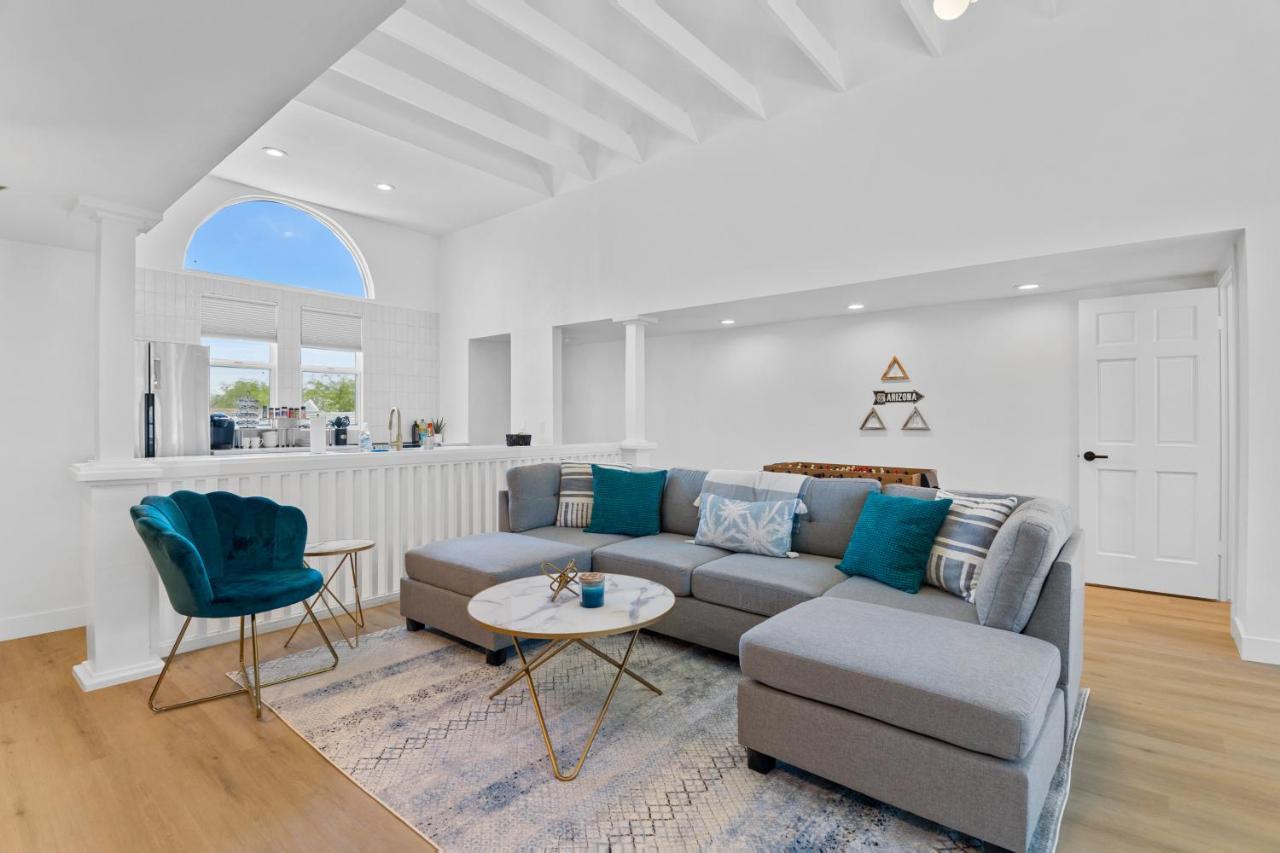 Stylish Phoenix Townhome - Foosball Table, Laundry, Parking! Extérieur photo