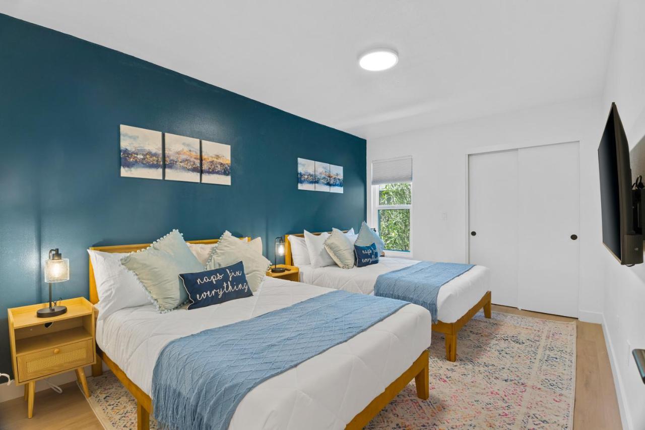Stylish Phoenix Townhome - Foosball Table, Laundry, Parking! Extérieur photo