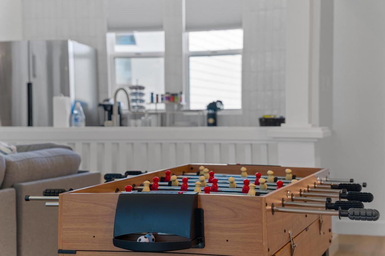 Stylish Phoenix Townhome - Foosball Table, Laundry, Parking! Extérieur photo